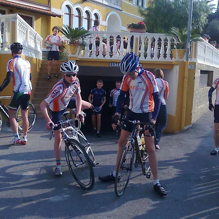 Отель Primula Алассио