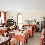 Отель Primula