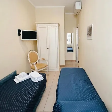 Ξενοδοχείο Primula 2*