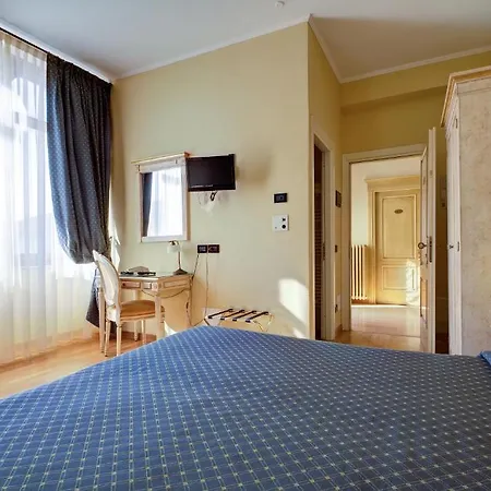 普利姆拉酒店 酒店 阿拉西奥